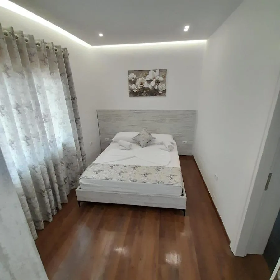 Vila Irdi Ksamil