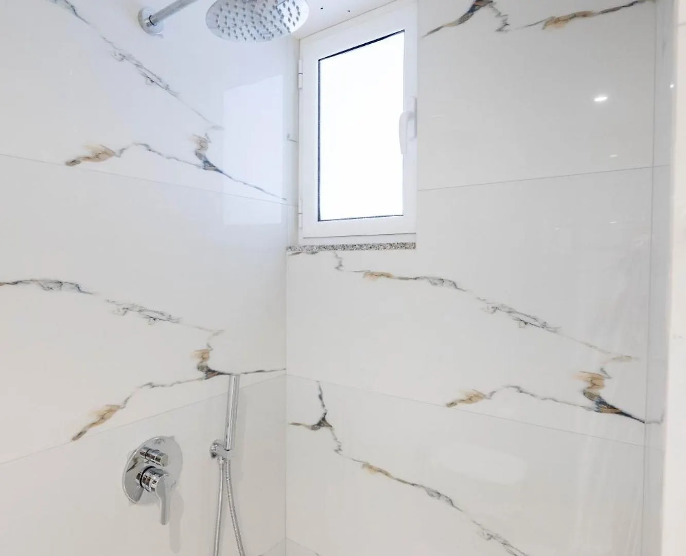 Vila Irdi Ksamil Bed & Breakfast