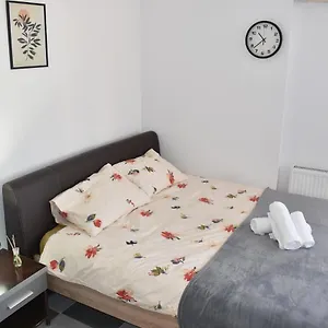 https://wise-hotel.bucharesthotelsnow.com
