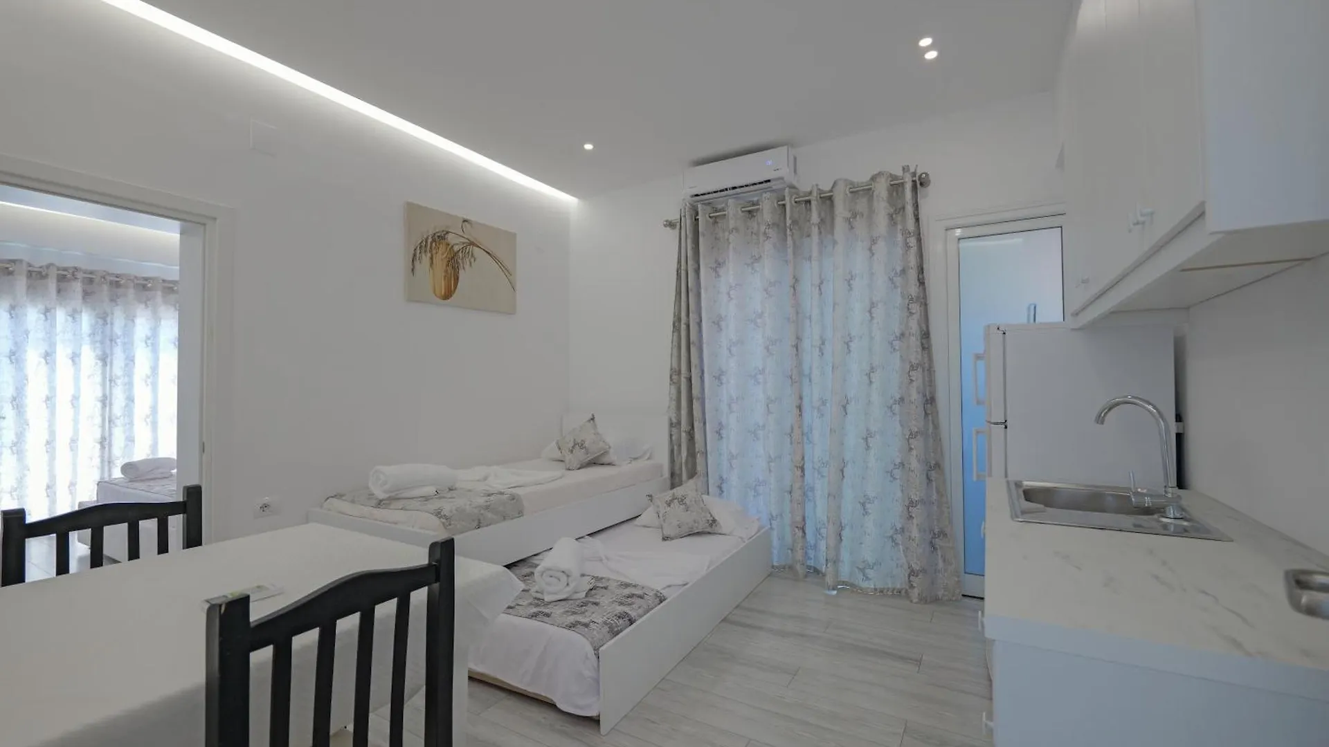 Vila Irdi Ksamil Bed & Breakfast
