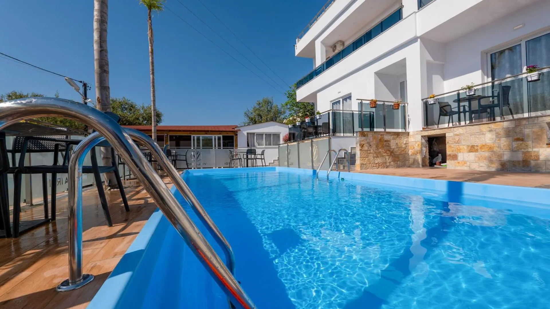 Vila Irdi Ksamil