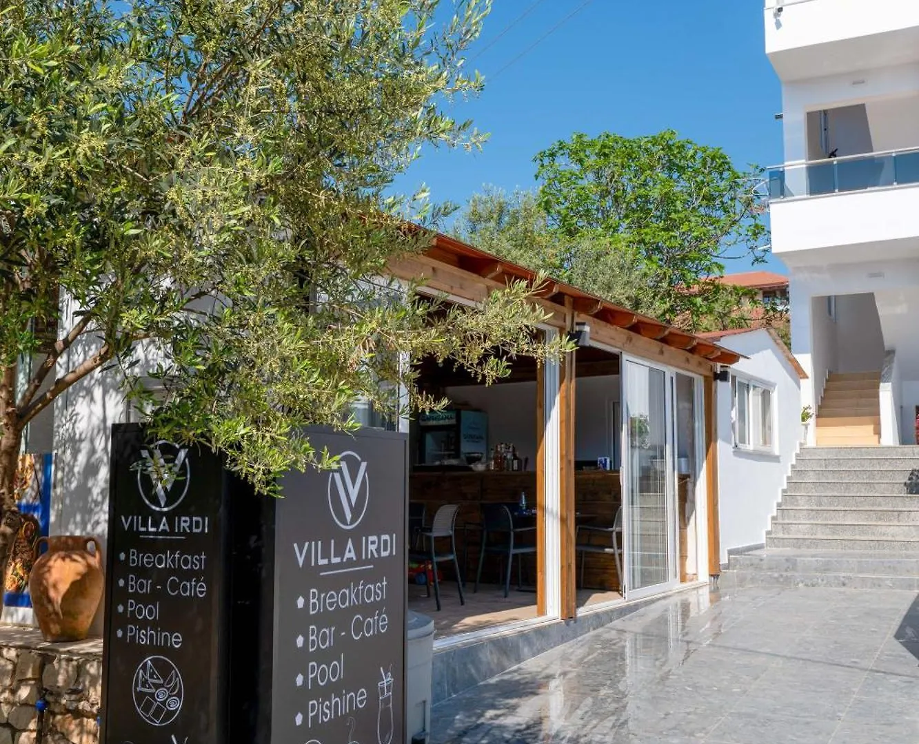 Bed & Breakfast Vila Irdi Ksamil