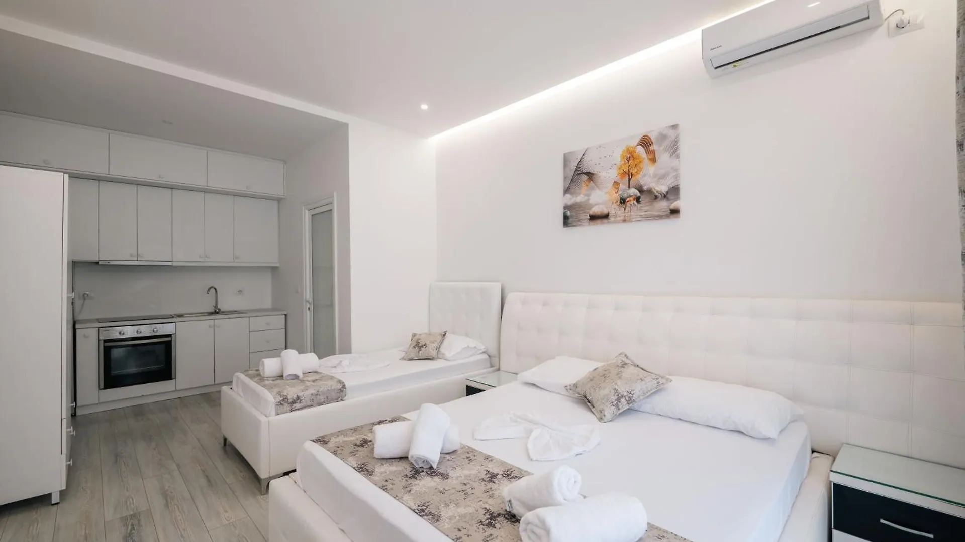 Vila Irdi Ksamil 0*,
